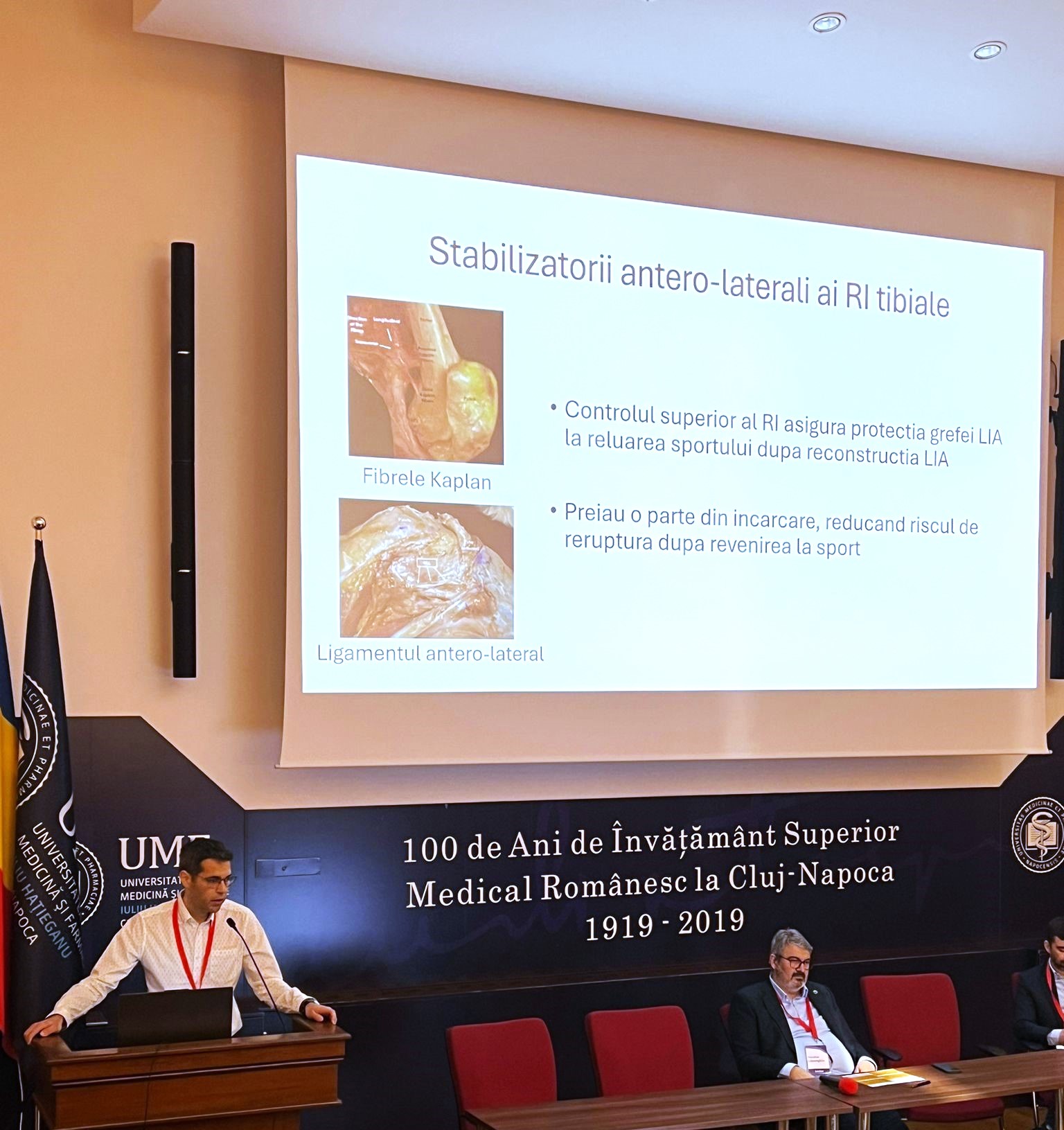 Dr. Ștefan Mogoș a împărtășit din experiența sa în cadrul cursului “Artroscopia genunchiului – tehnici de bază”